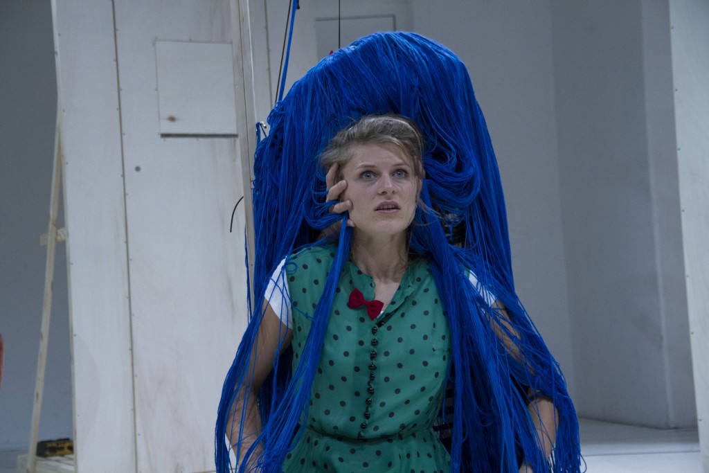 Angelika und die Weltherrschaft© Ani Antonova 531